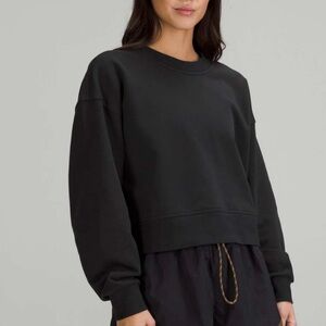 Lululemon Perfectly Oversized Cropped Crew *French Terry
Black 6